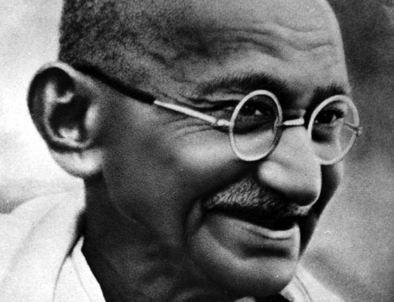 Gandhi_smiling_R