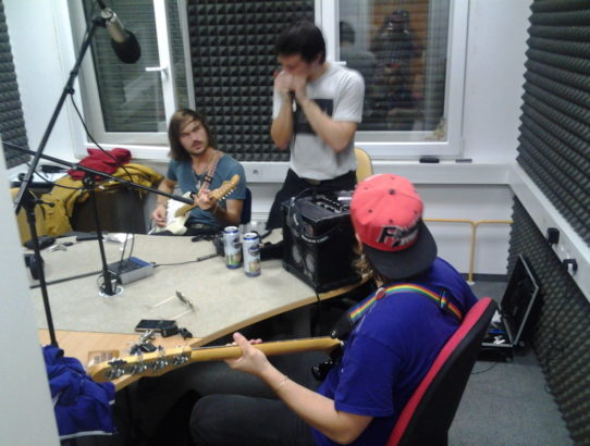 rec_(16_09_2015)_Balkan express-Koncert Prismojeni profesorji bluesa v živo !