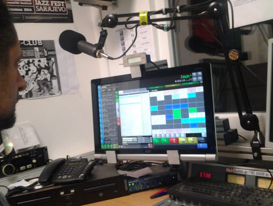 rec_(09_03_2016)_Balkan express - Mix Sončevega mrka