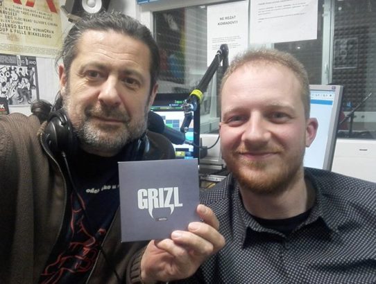 rec_(19_12_2018)_emisija Balkan express Gost v studiu  Matjaž Predanič -klaviaturist banda GRIZL