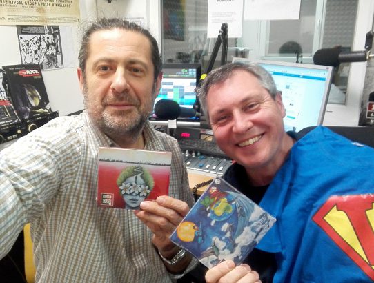 rec_(29_01_2020)_oddaja Balkan express gosti kantavtorja  Elvis Fajko in predstavlja album + TOP 10 EX YU NEW lestvica