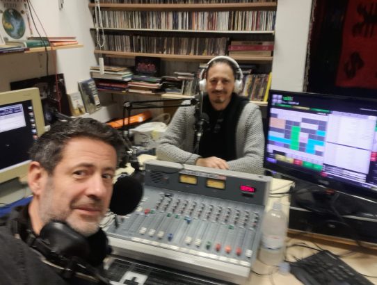 rec_(18_01_2023)_Emisija Balkan express - TOP 10 EX YU NEW Lista +  gost Dado Banovšek i priča o Dagari, restoranu i mjestu za druženje i uspomene života