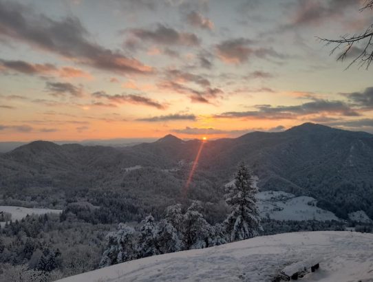 rec_(05_12_2023)_Oddaja Dr.Blues -Halil Đ.-Prerokov vrt(Yu)+ Zgodbe Srca in Duše-Sočutje(Slo)+Halil Đ.-Moja me Duša učila(Yu)